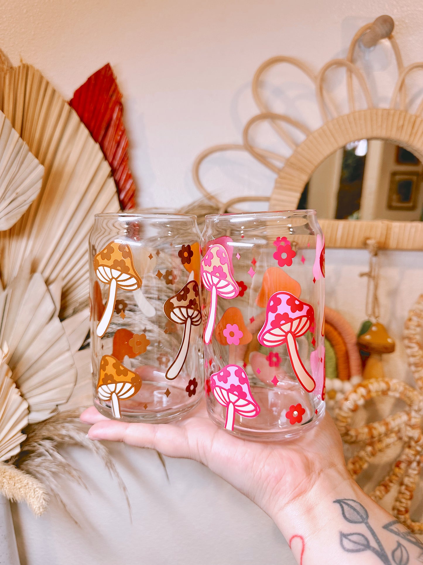 Retro Floral Mushy Glass Cup
